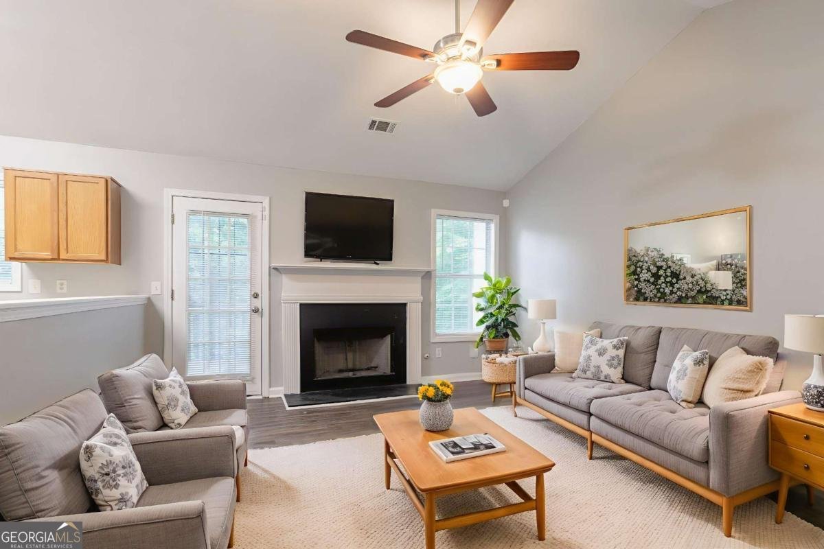 5069 Jonesboro Road Union City - 4