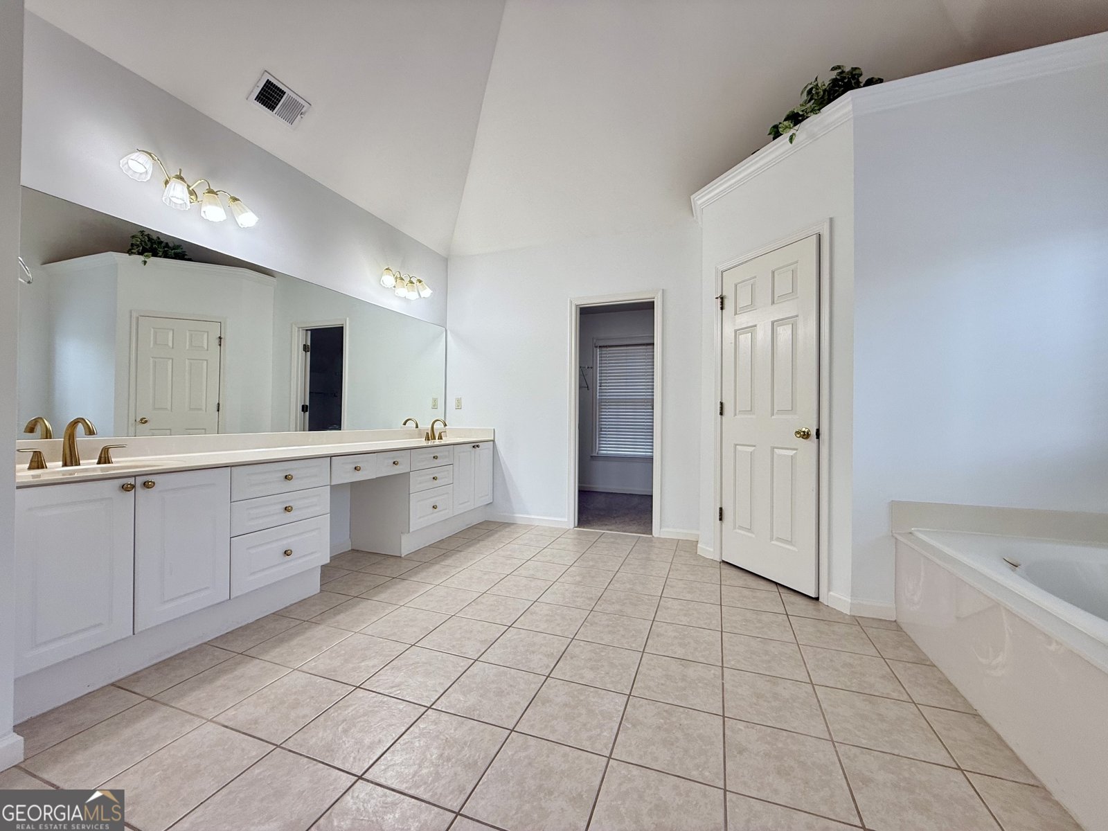 6765 Crofton Drive Alpharetta - 24