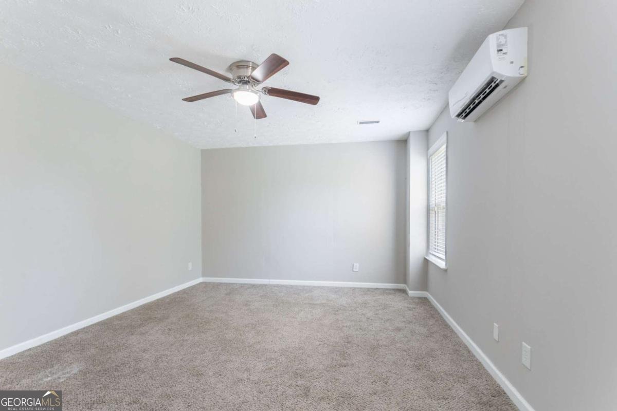 1273 Royal Ives Court Lawrenceville - 43
