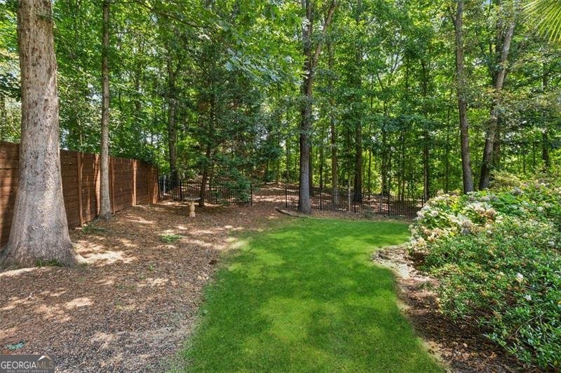 4850 BOULDER STONE Way Auburn - 24
