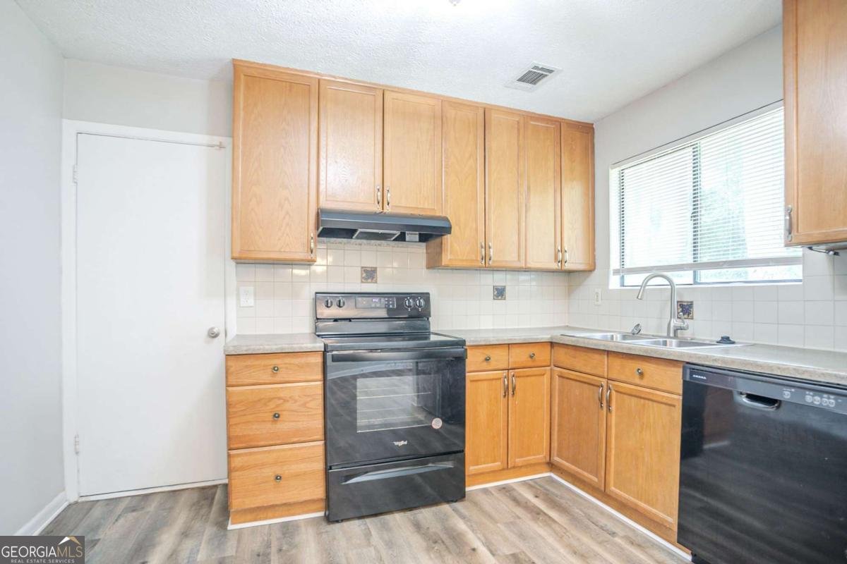 914 Hemingway Road Stone Mountain - 14