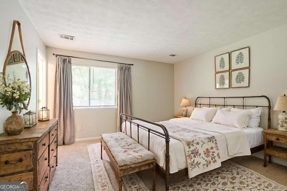 914 Hemingway Road Stone Mountain - 6
