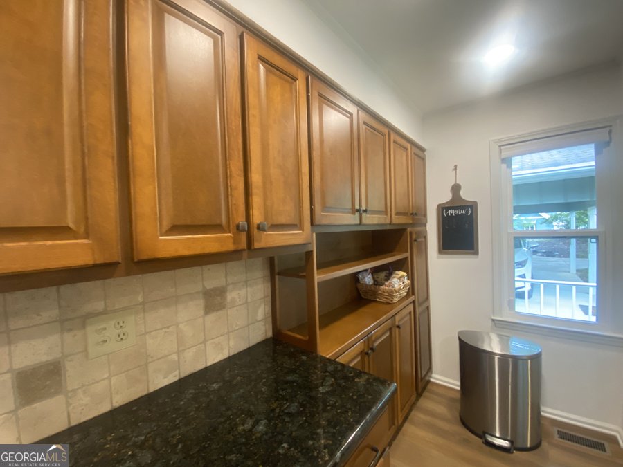 98 Rue Beau Rivage Lavonia - 11