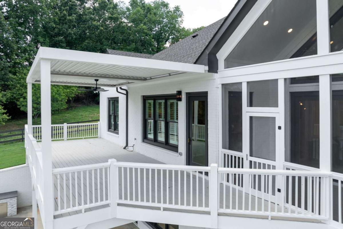 5651 Old Wilkie Road Gainesville - 29