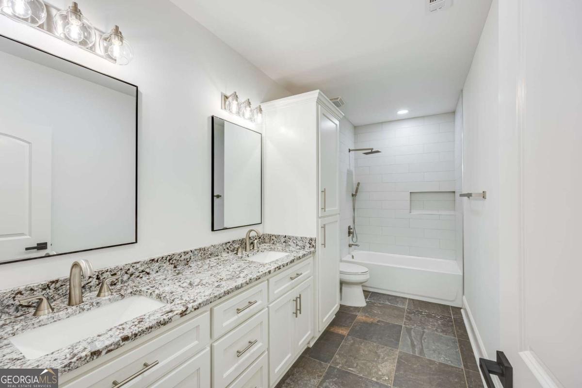 5651 Old Wilkie Road Gainesville - 81