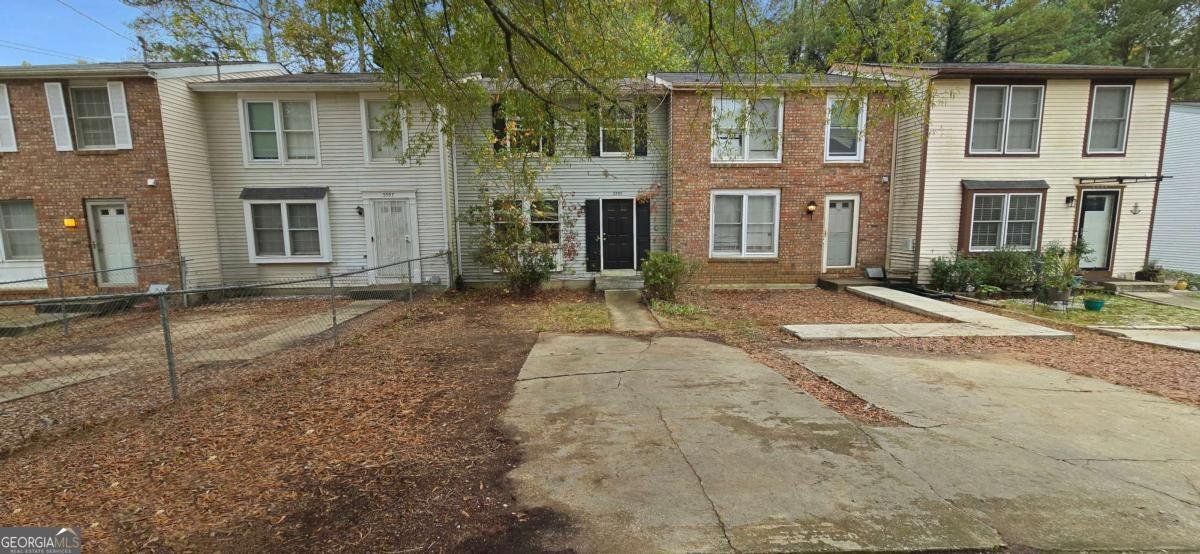 5595 Marbut Road Lithonia - 1