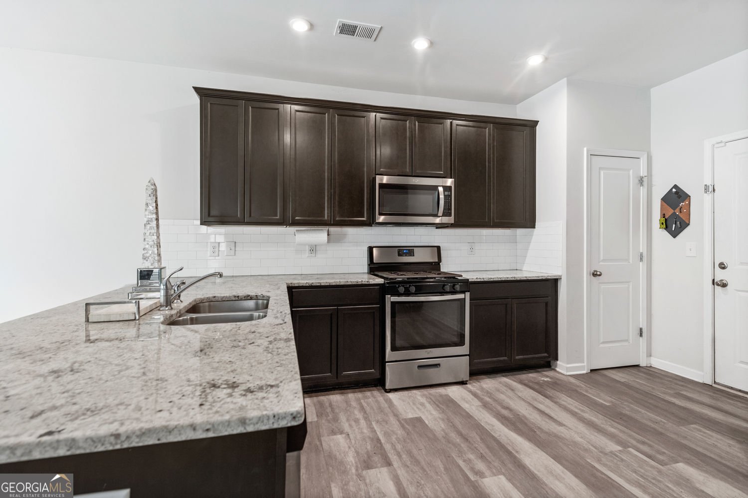 3948 Lake Manor Way Atlanta - 7