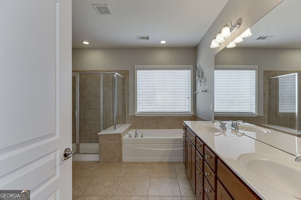 6706 Mill Rock Court Hoschton - 37