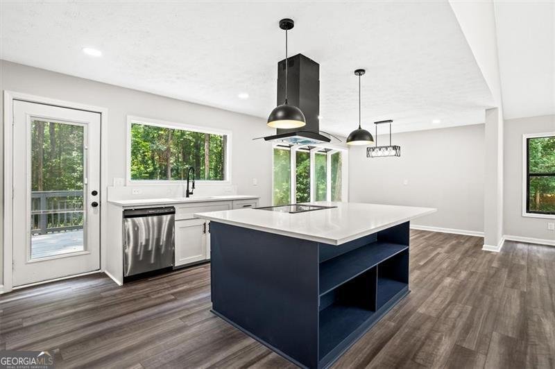 5017 TANAGA Stone Mountain - 20