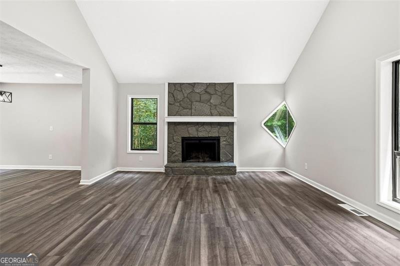 5017 TANAGA Stone Mountain - 23