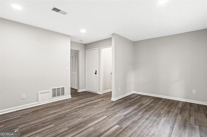 5017 TANAGA Stone Mountain - 42
