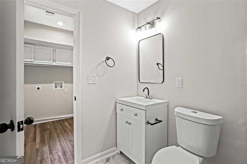 5017 TANAGA Stone Mountain - 50