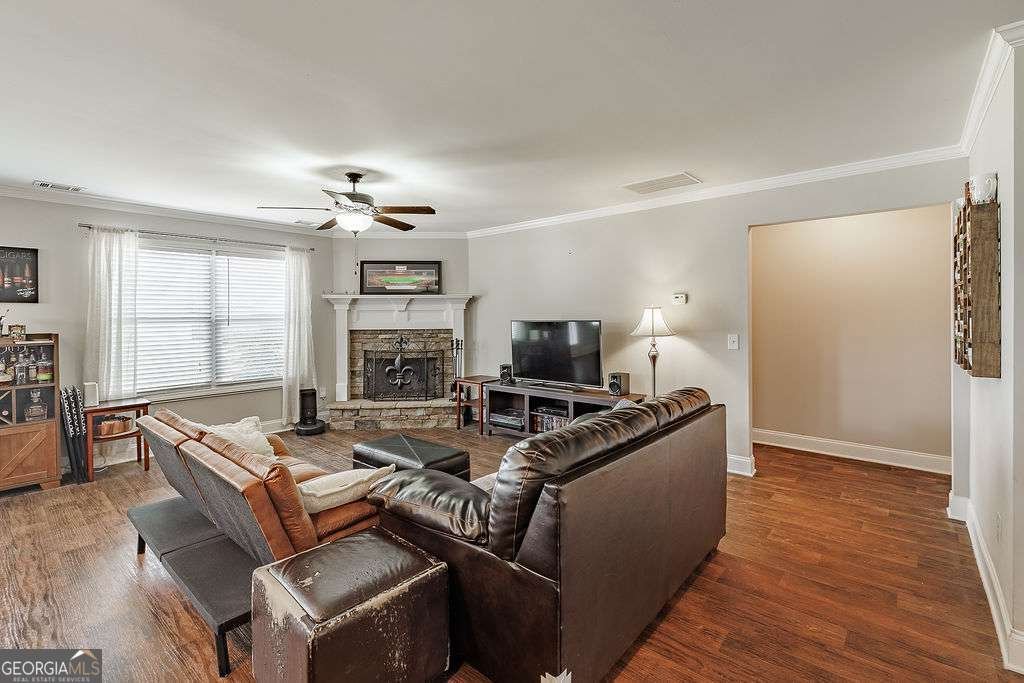 1155 Foster Road Statham - 12