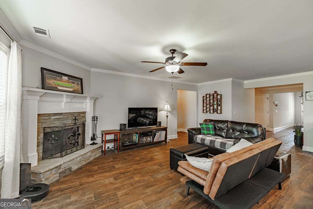 1155 Foster Road Statham - 14
