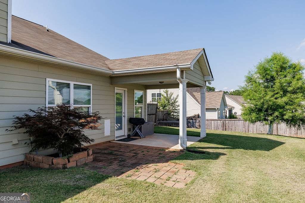 1155 Foster Road Statham - 32