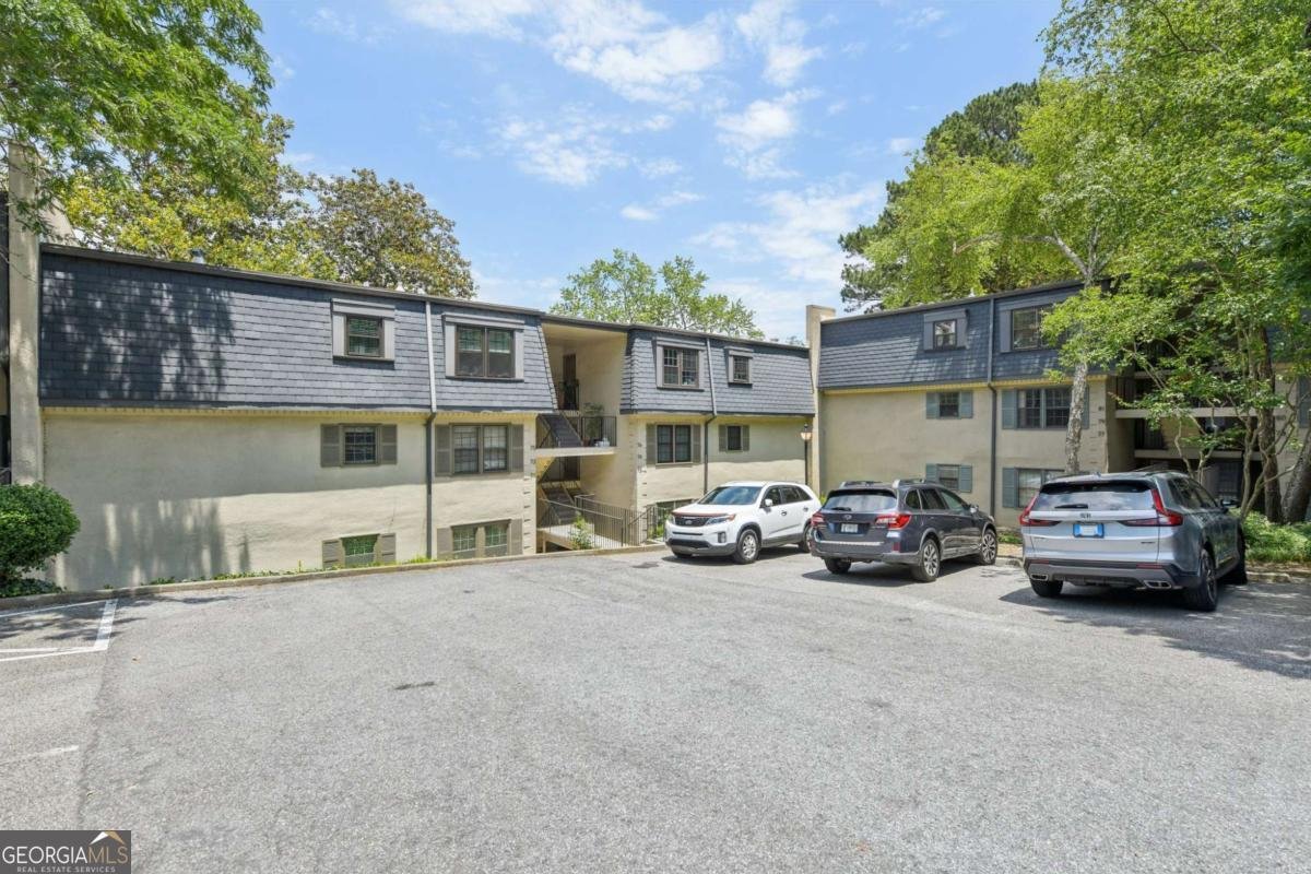 72 Montre Square Atlanta - 1