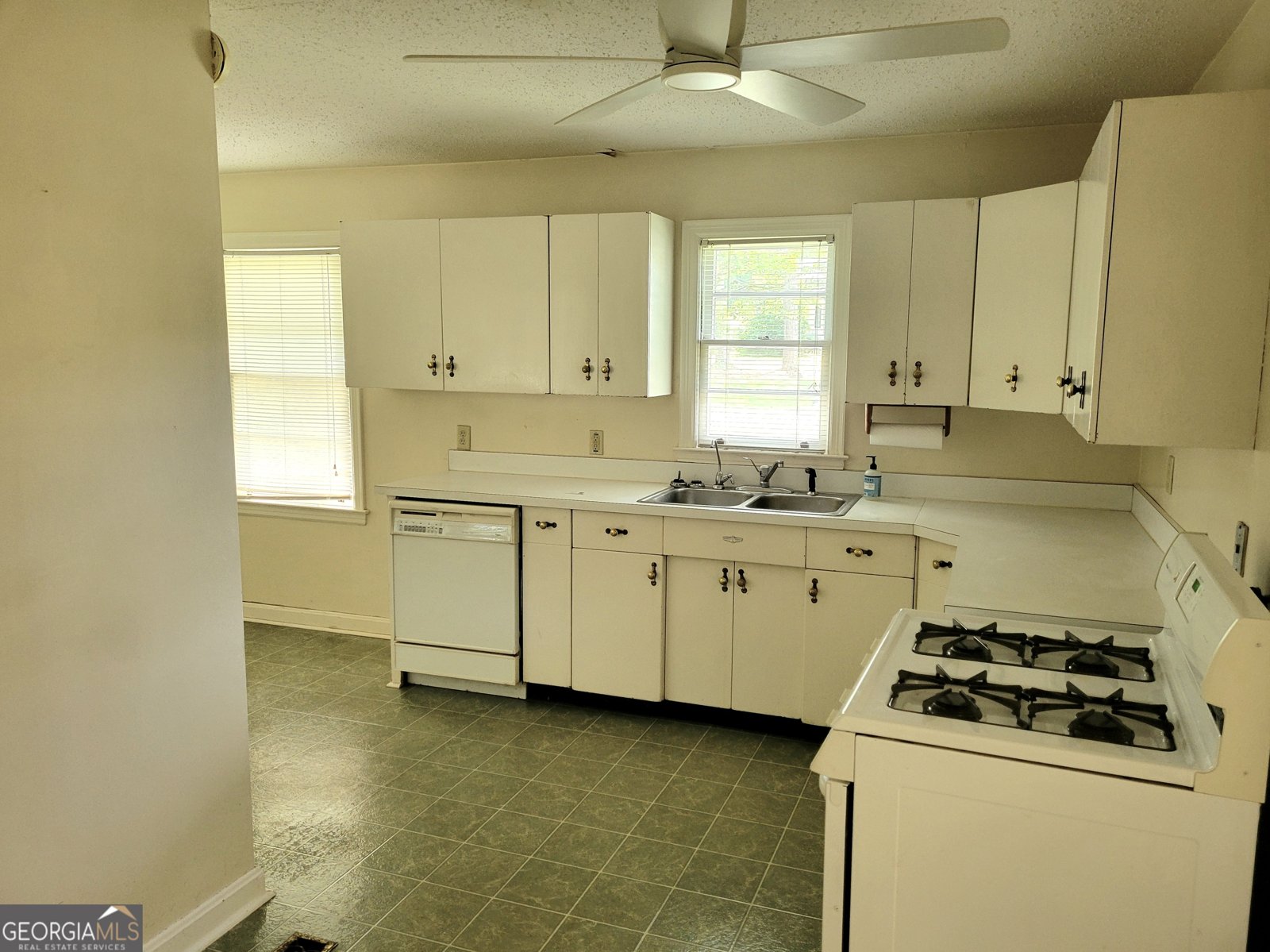 612 Terrace Street Griffin - 12