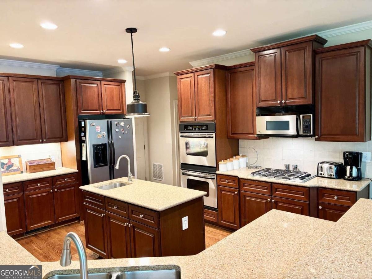 7262 Glen Cove Lane Stone Mountain - 7