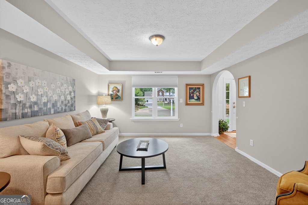 2101 Emerald Drive Loganville - 1