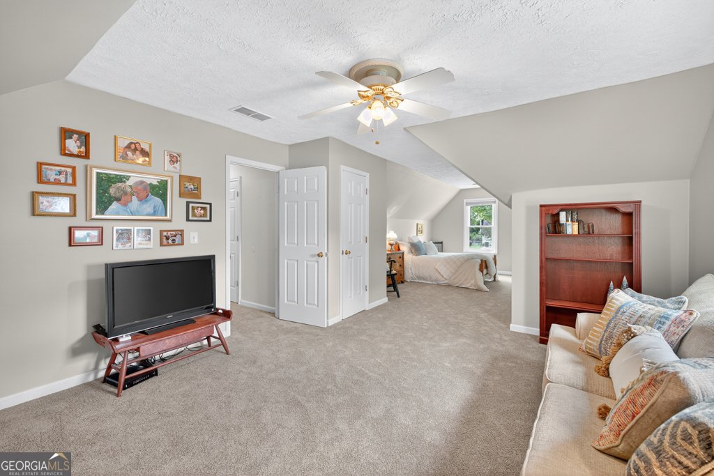 2101 Emerald Drive Loganville - 25