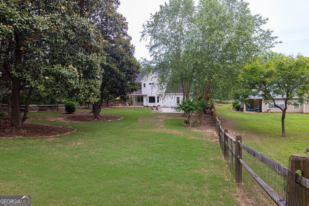 2101 Emerald Drive Loganville - 43