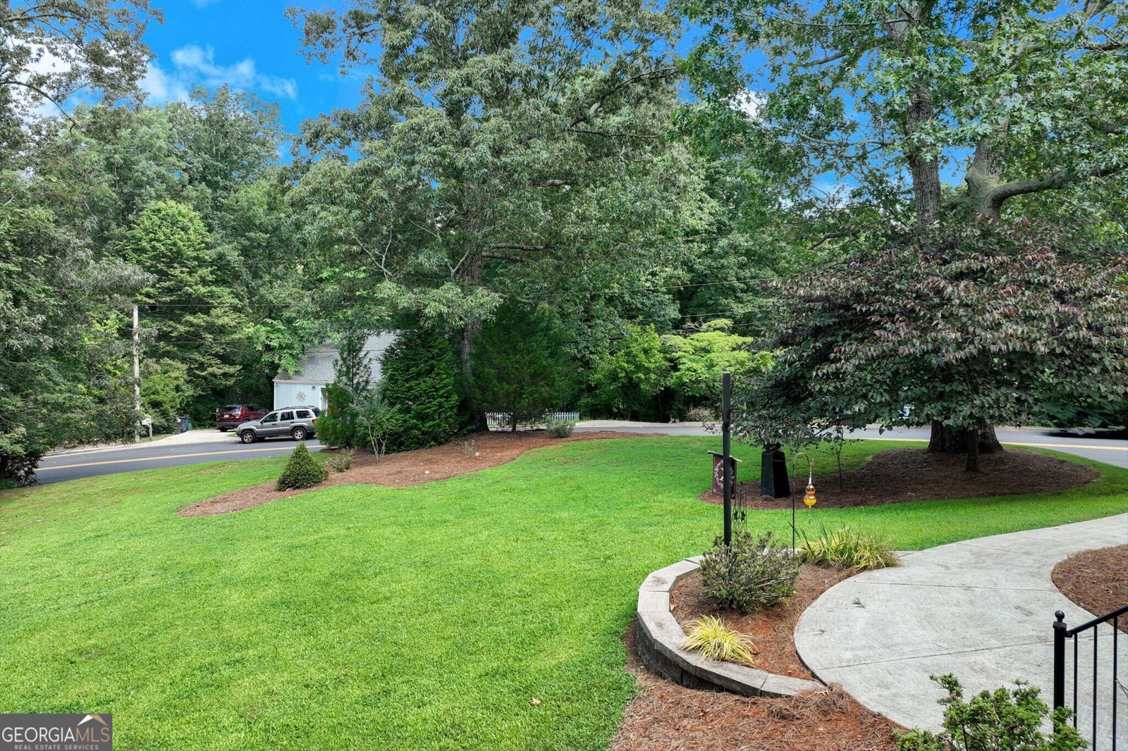 345 Hollywood Circle Gainesville - 31