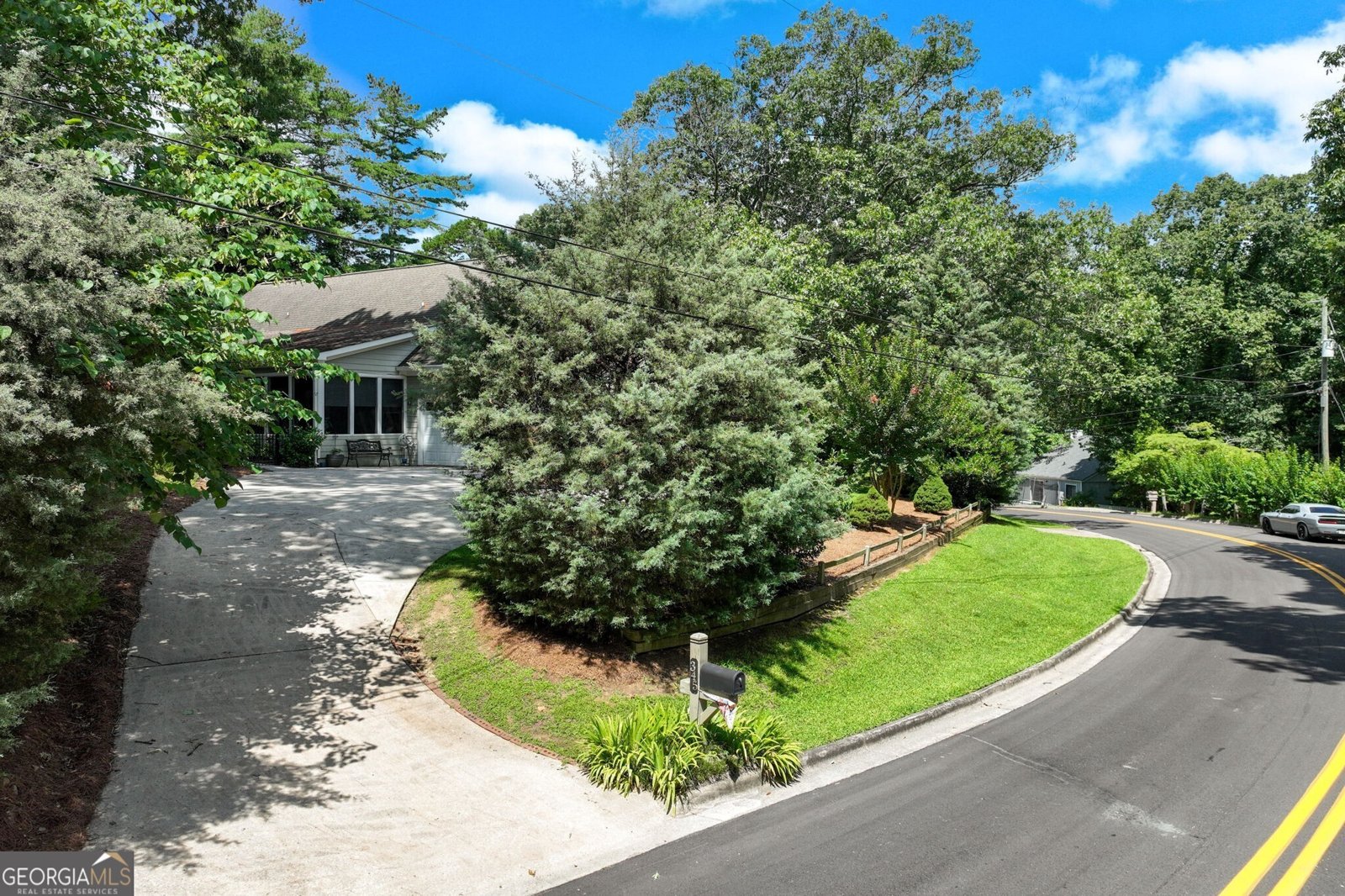 345 Hollywood Circle Gainesville - 43
