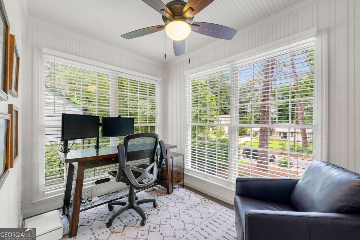 1329 University Drive Atlanta - 17