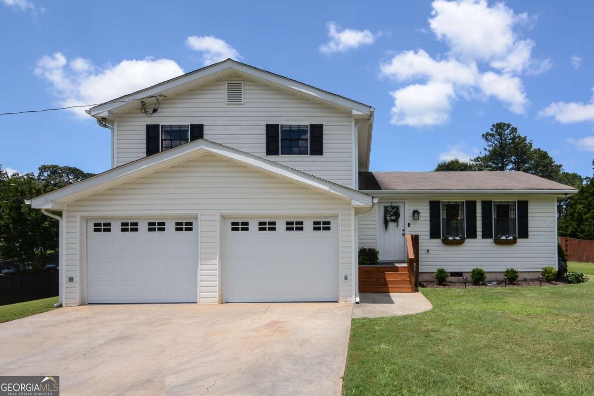 1024 WASHINGTON Avenue Woodstock - 1