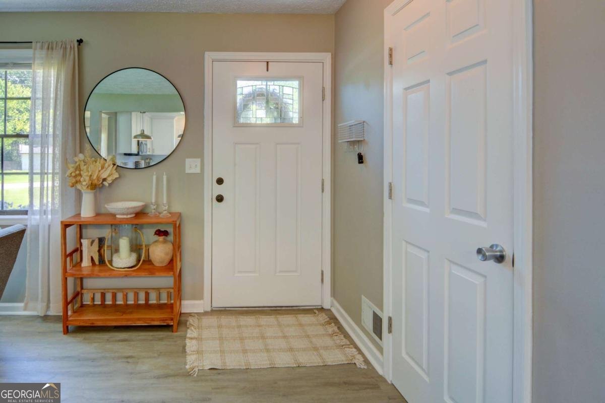 1024 WASHINGTON Avenue Woodstock - 12
