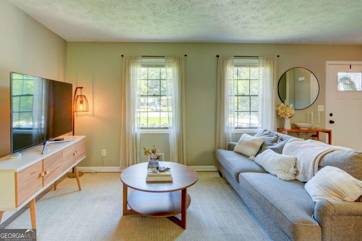 1024 WASHINGTON Avenue Woodstock - 13