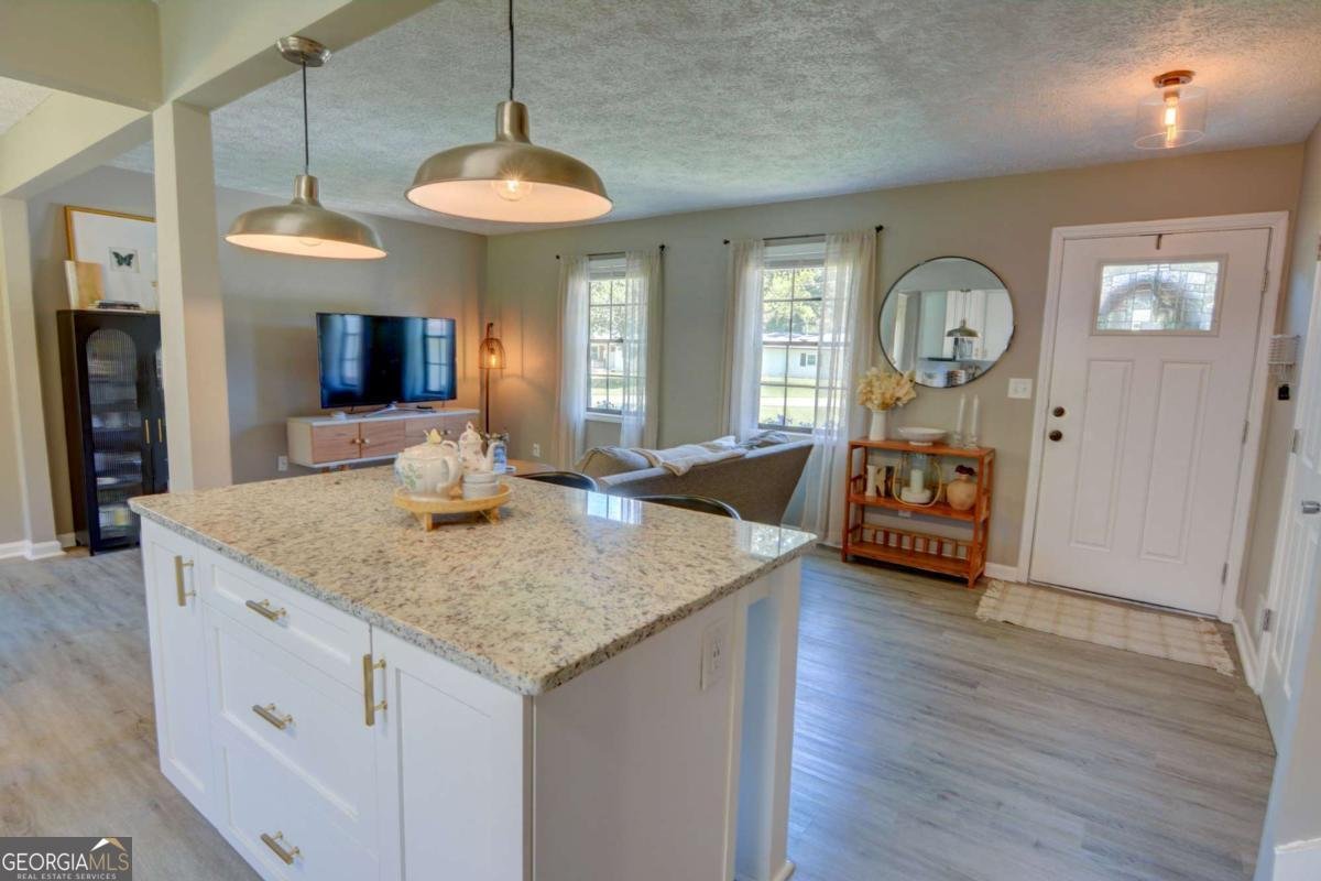 1024 WASHINGTON Avenue Woodstock - 17