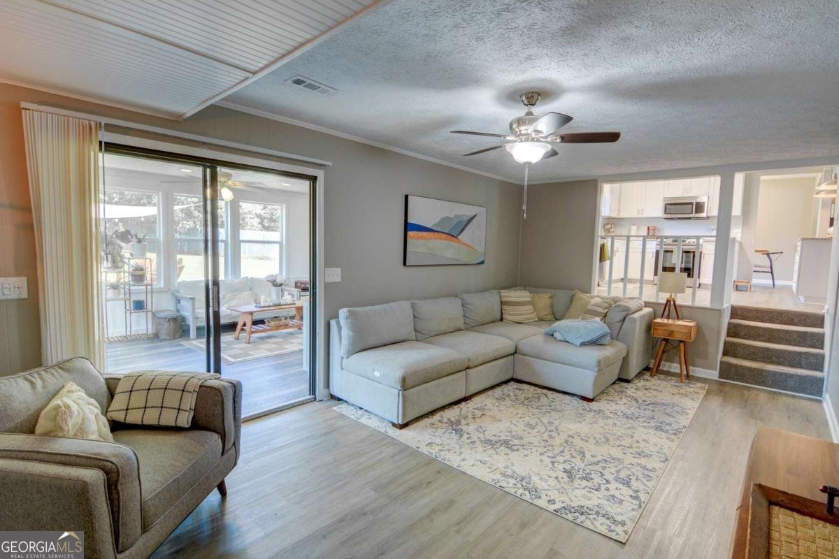 1024 WASHINGTON Avenue Woodstock - 26