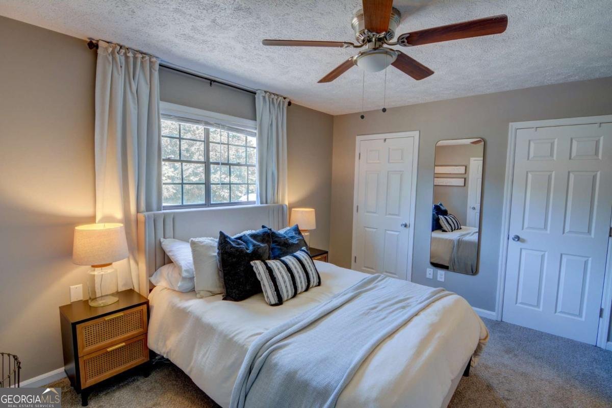 1024 WASHINGTON Avenue Woodstock - 33