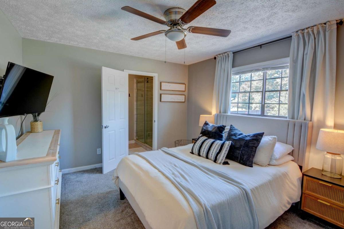 1024 WASHINGTON Avenue Woodstock - 34