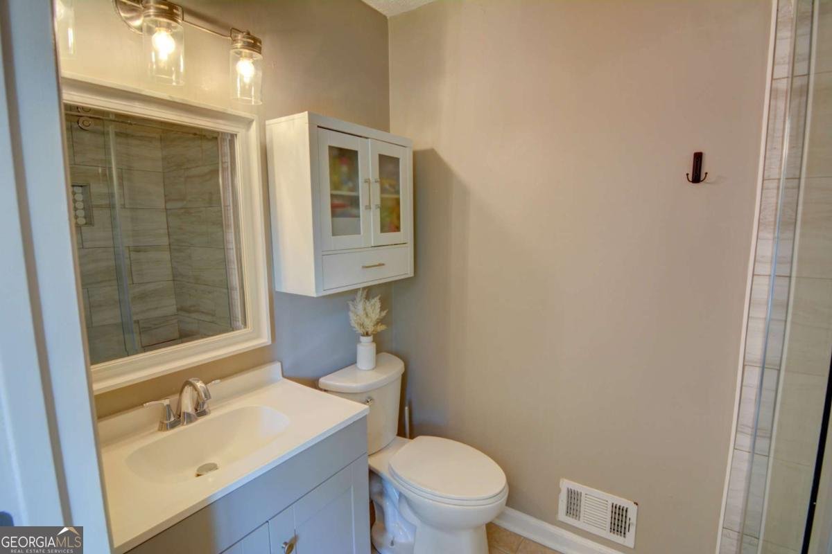1024 WASHINGTON Avenue Woodstock - 35