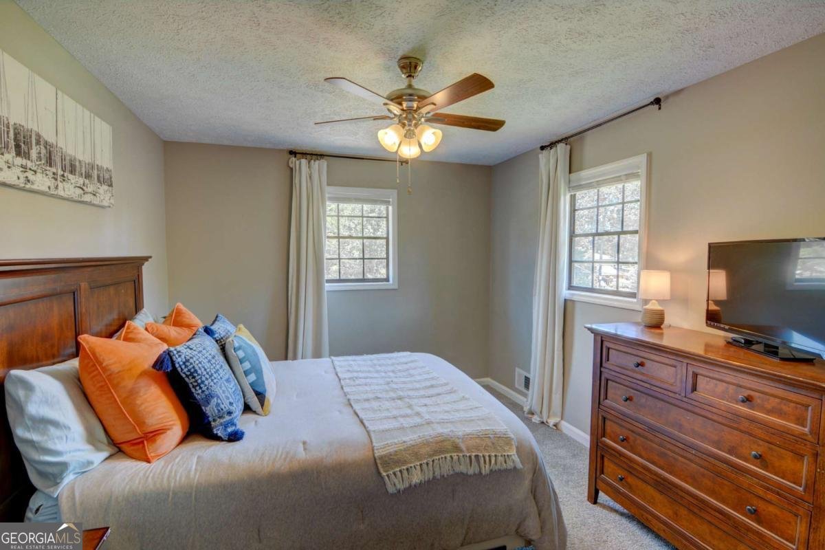 1024 WASHINGTON Avenue Woodstock - 38