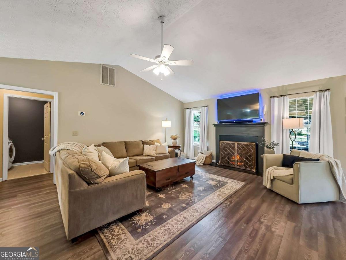 105 Carols Lane Locust Grove - 21