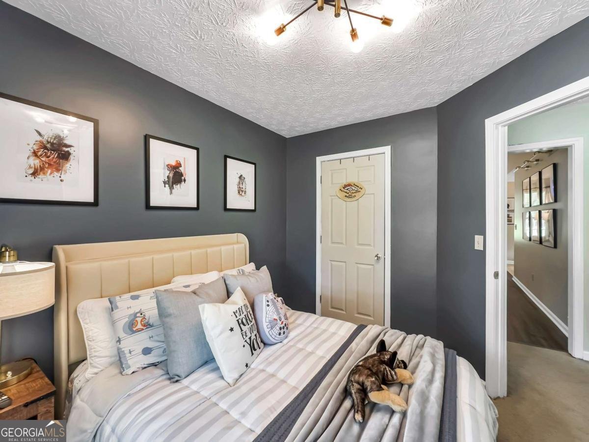 105 Carols Lane Locust Grove - 40