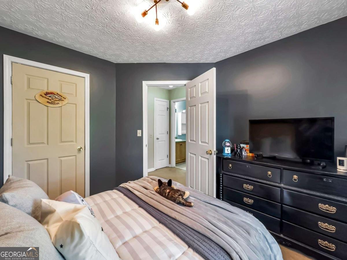 105 Carols Lane Locust Grove - 41
