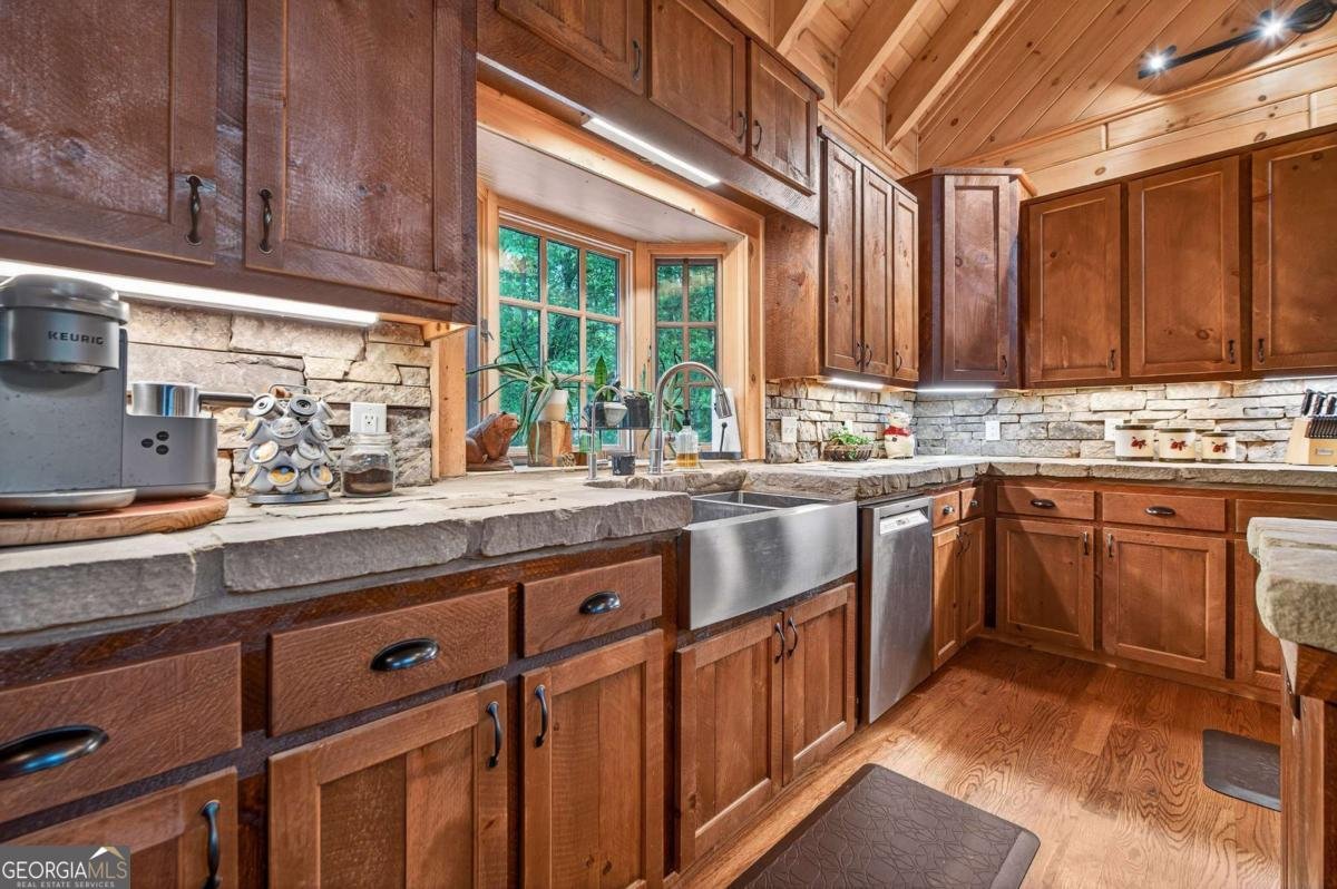 577 Macedonia Church Road Blue Ridge - 16