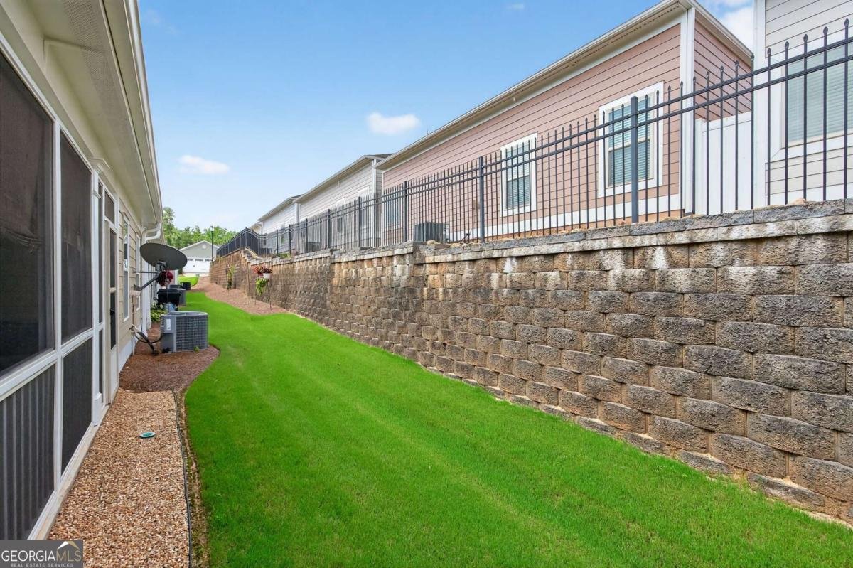 607 Abbey Drive Woodstock - 31