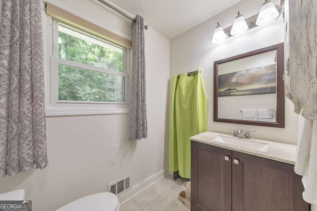 410 Katherine Lane Woodstock - 21