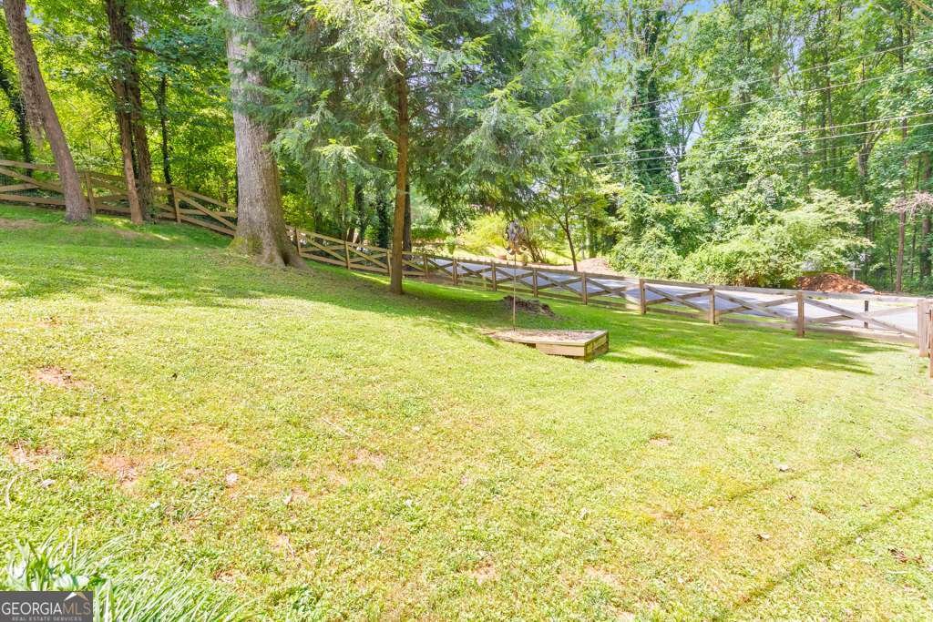 410 Katherine Lane Woodstock - 33