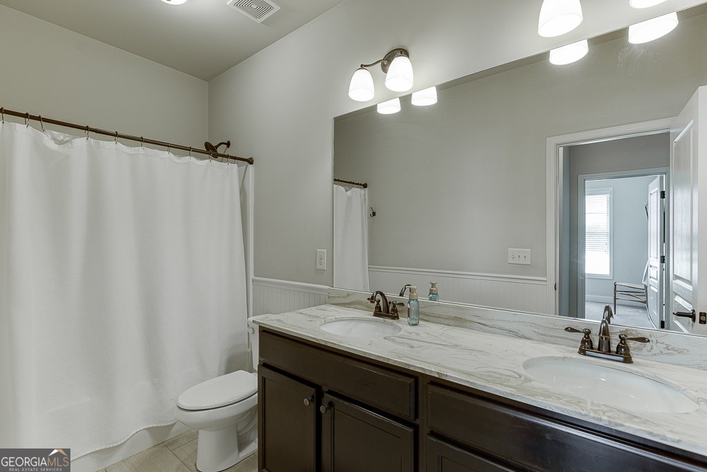 6206 Little Cove Drive Flowery Branch - 28
