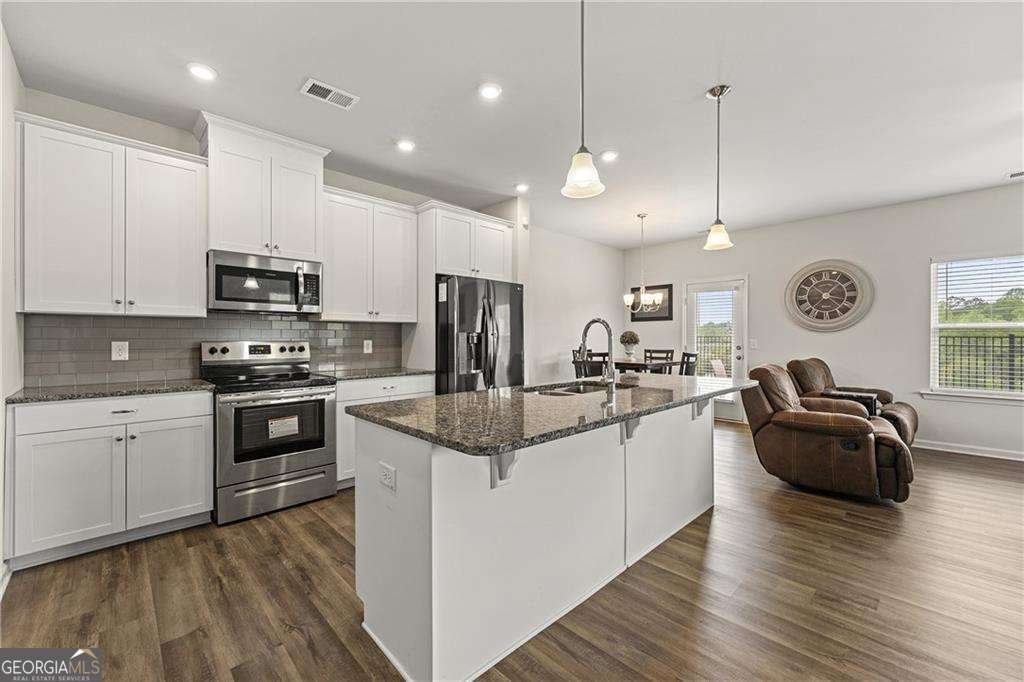 147 Madison Bend Woodstock - 4