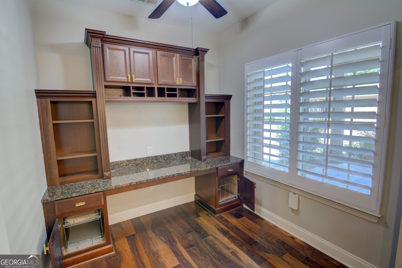 120 CHASTAIN Road Kennesaw - 47