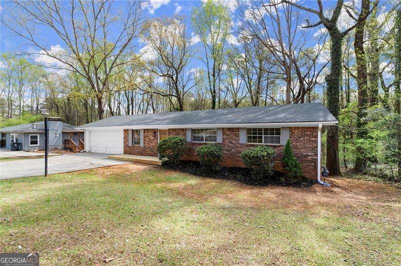 6175 Knights Lane Douglasville - 2