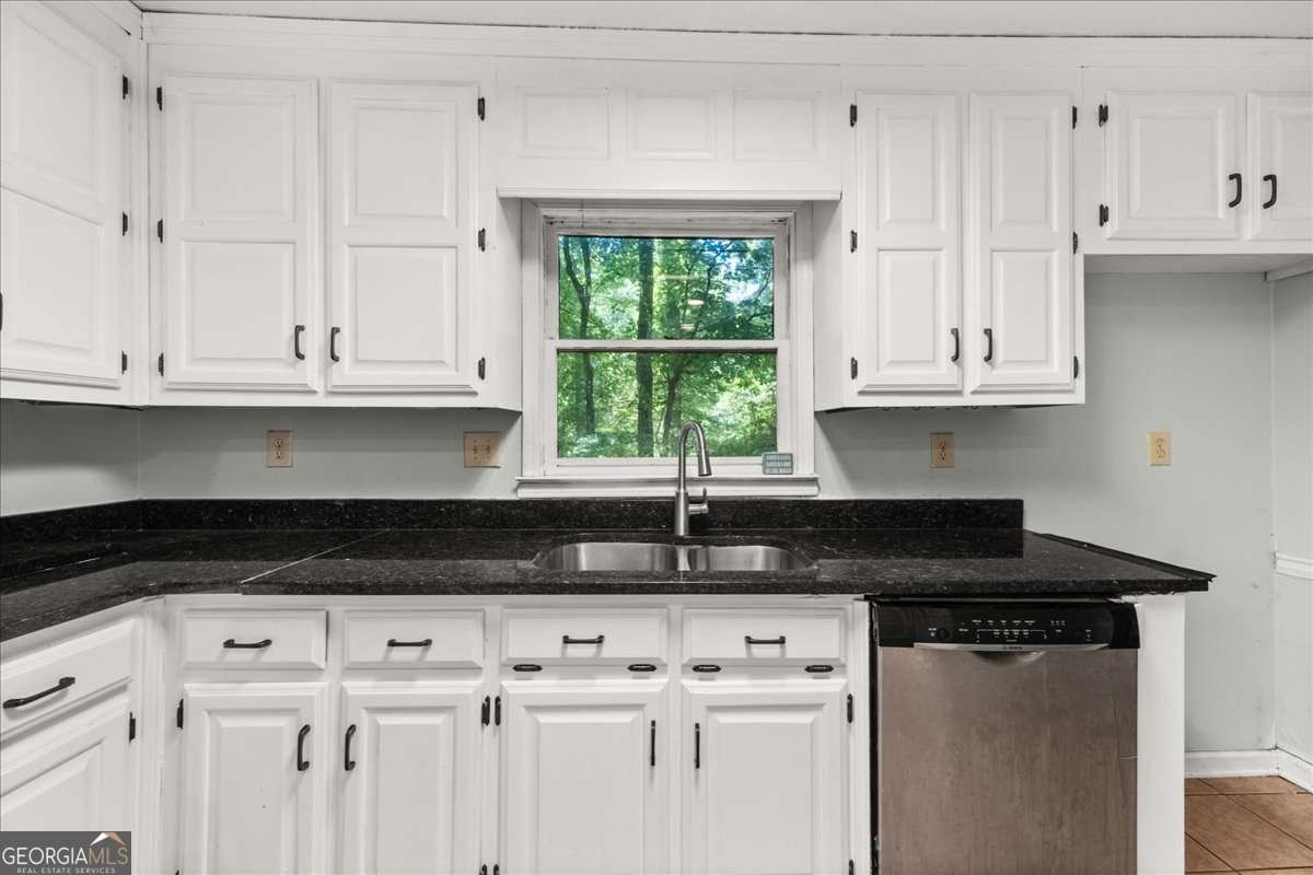 2945 Cardinal Lake Circle Duluth - 2