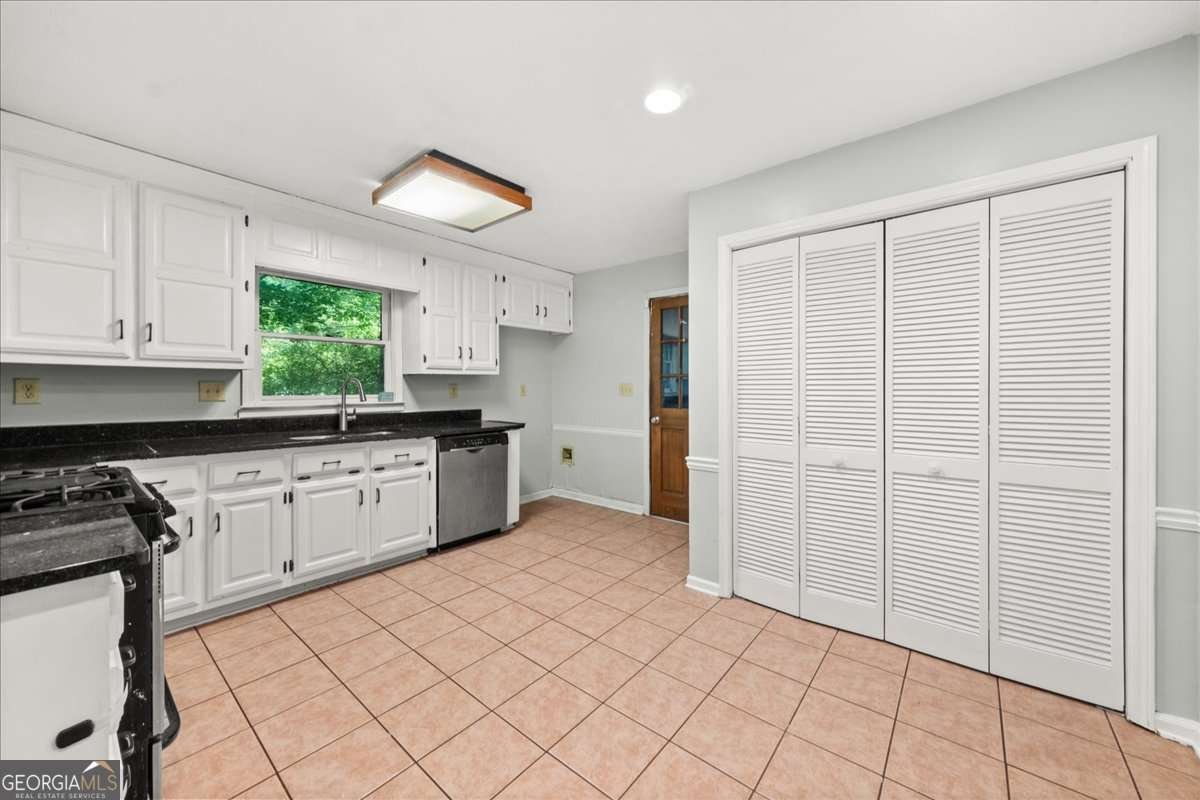 2945 Cardinal Lake Circle Duluth - 3